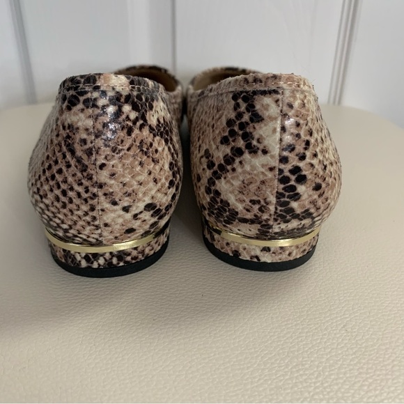 Life Stride Velocity 2.0 Vivian’s Snakeskin Flats, Size 9, NWoT - Picture 4 of 8